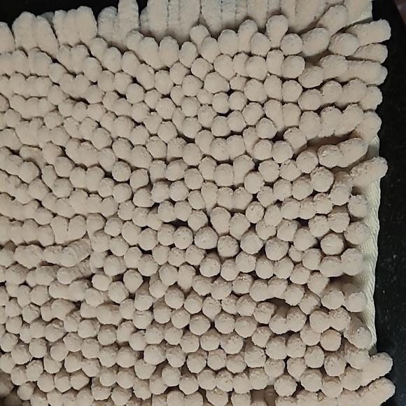 Bath Rug Set - Picture 2 of 6